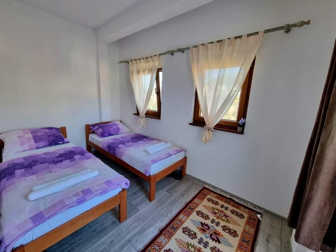 بلاغاي Pansion & Restoran Most الغرفة الصورة