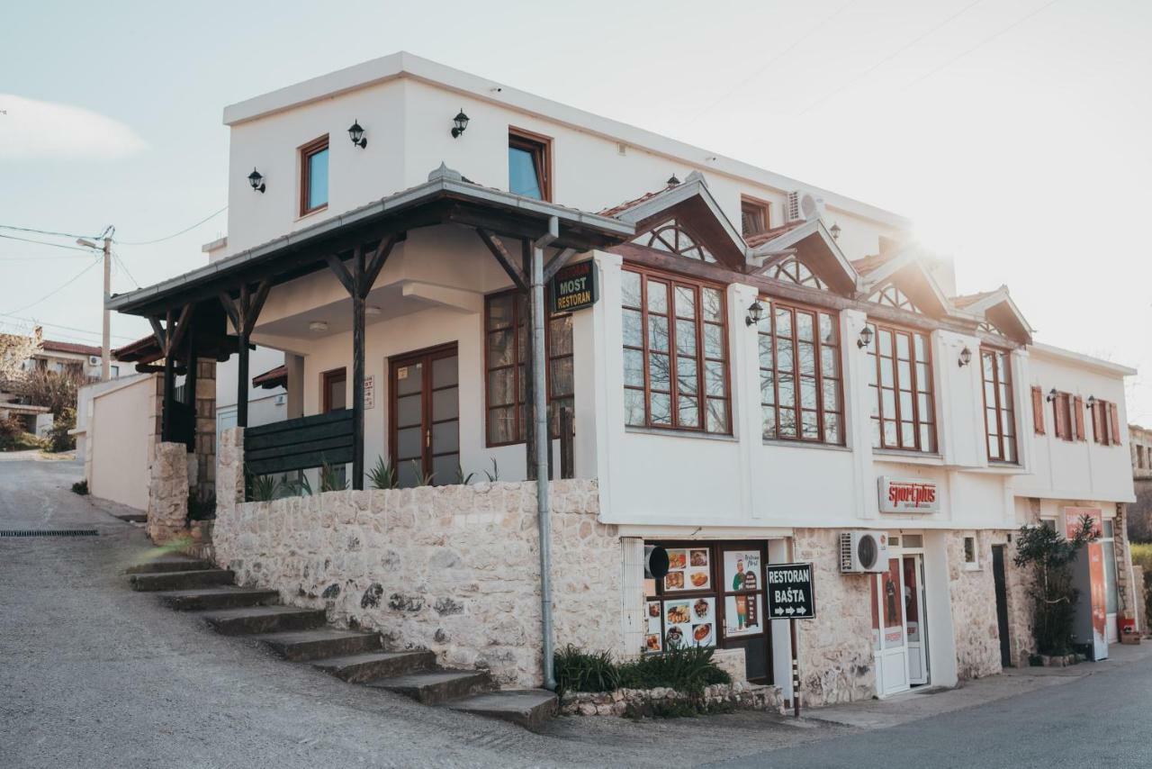بلاغاي Pansion & Restoran Most المظهر الخارجي الصورة