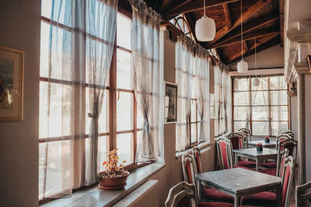 بلاغاي Pansion & Restoran Most المظهر الخارجي الصورة